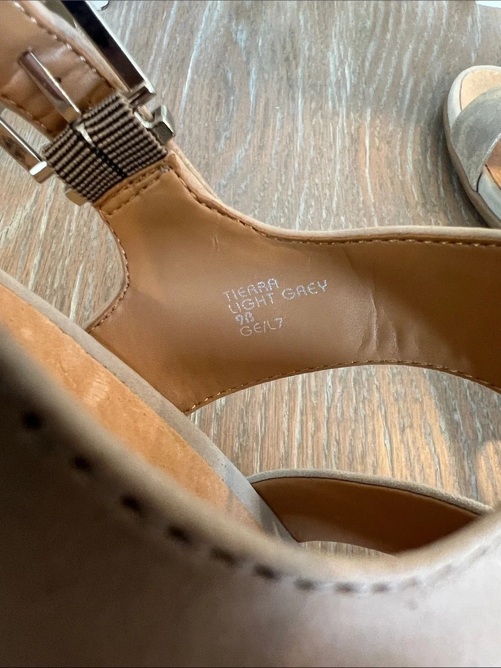Colorblock Suede Leather Strap Sandals